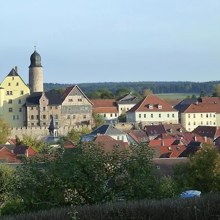 Holiday home Holiday Eisfelder Blick, Eisfeld