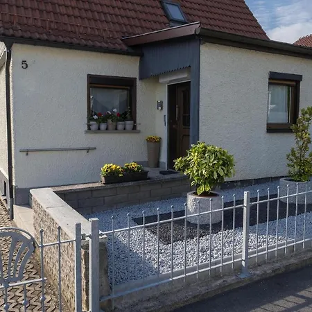 Holiday Eisfelder Blick, Holiday home